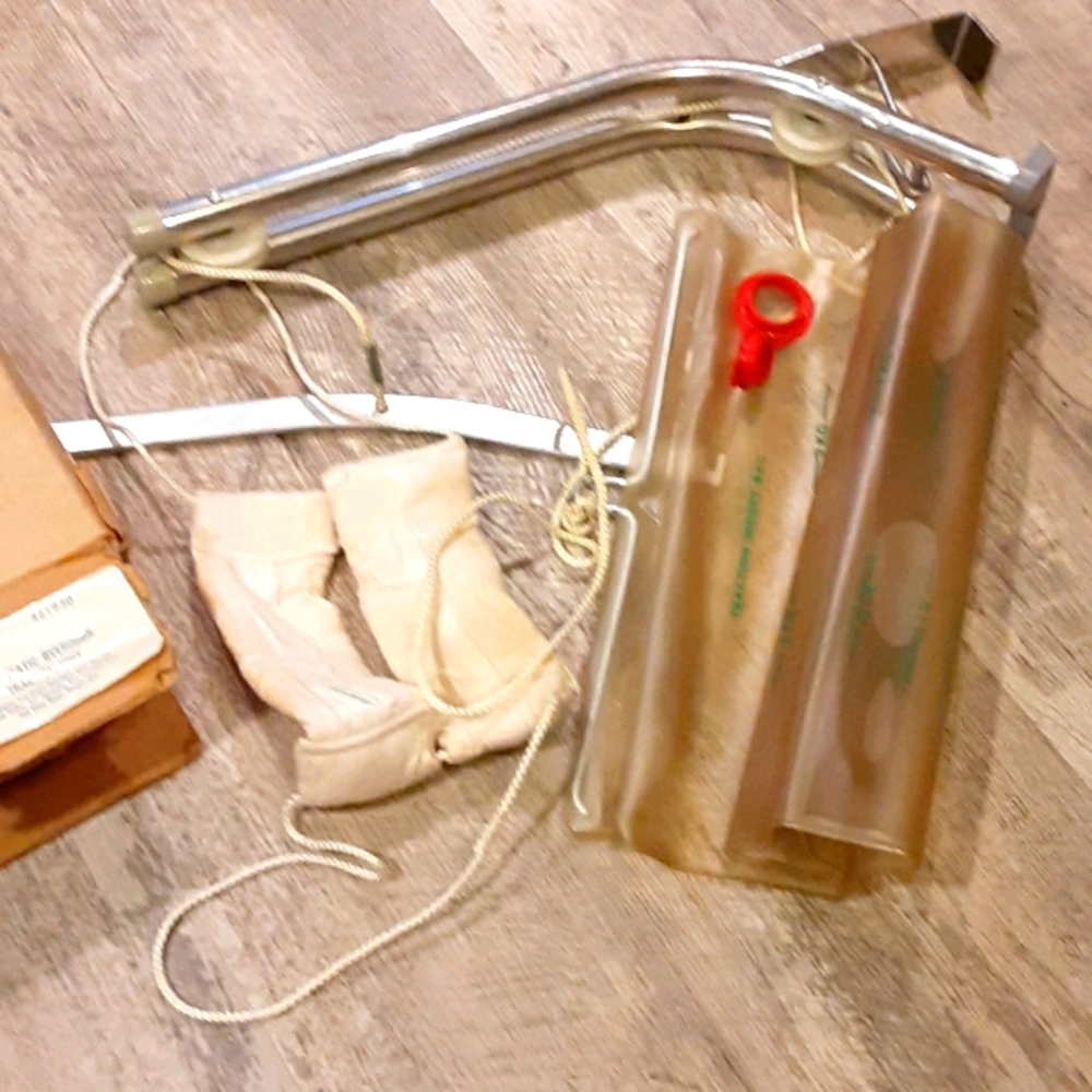 Exo-sratic overdoor traction unit nos